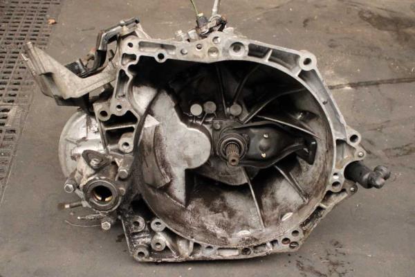 BOITE DE VITESSE MANUEL  CITROEN BERLINGO / XSARA PICASSO , PEUGEOT PARTNER 1.6HDI ( 5VITESSES ) - Vue 1